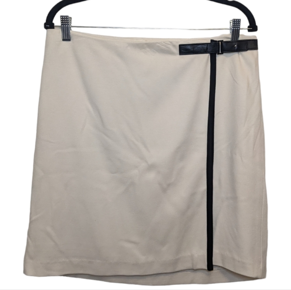 Lauren Ralph Lauren Women's Petite Cream Skirt with Black Trim 🖤